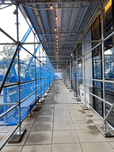 The job also incorporated walkways through the scaffolding for pedestrian protection